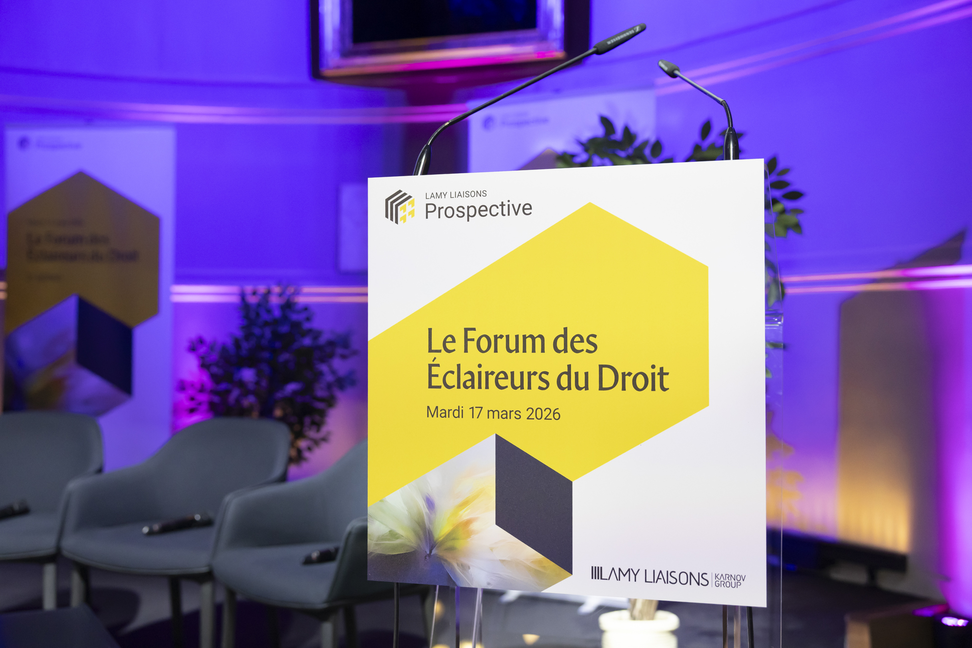 Éclaireurs du droit : un peu de recul pour prendre un temps d'avance